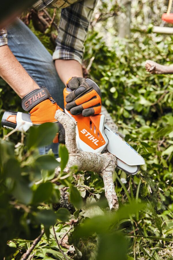 MOTOSIERRA MANO STIHL BATERIA gta 26 - Imagen 2